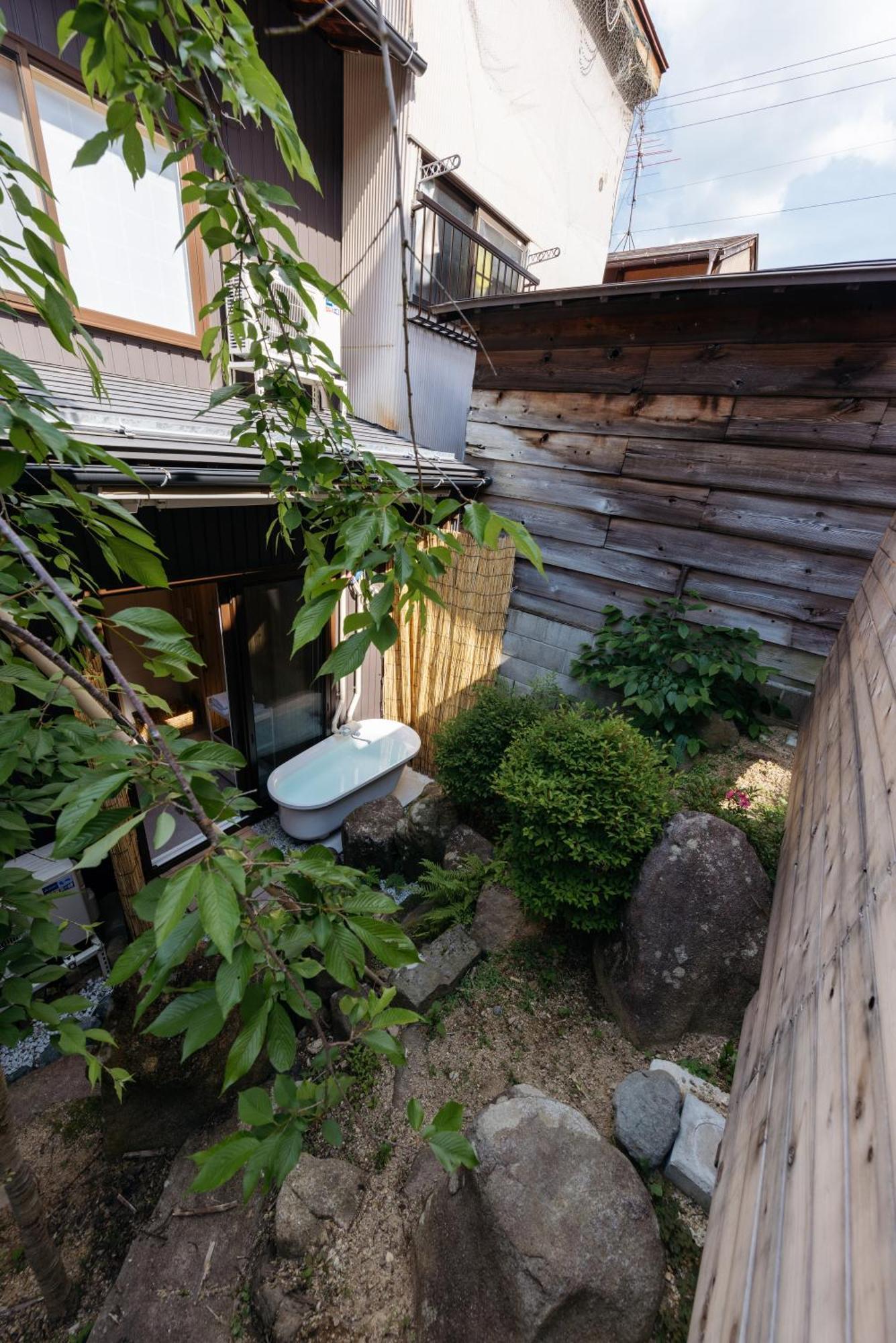 Guest House Hinata - Japanese House With Sauna And Open-Air Bath Takayama  Exterior photo